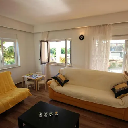 Luna Apartmán