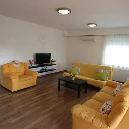 Luna Apartmán
